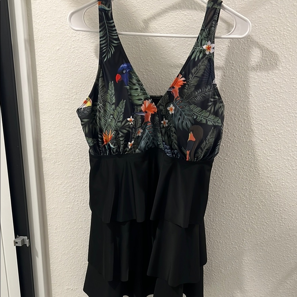 Tropical Black Women's Plus Size Swim Top